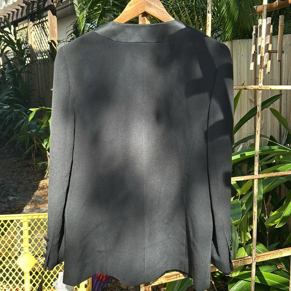 NWT Louis Féraud 100% silk black button up tie front satin trimmed blazer - Picture 5 of 9